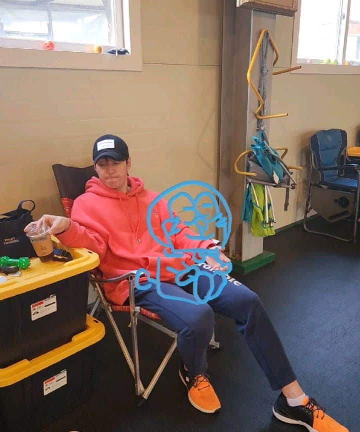 シム・ヒョンタクのインスタグラム：「사야..계속 뭐하나 했다..ㅋㅋㅋㅋㅋㅋㅋㅋㅋㅋㅋㅋ」