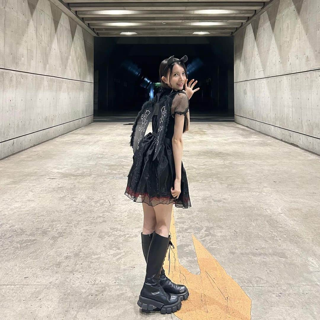 水島美結さんのインスタグラム写真 - (水島美結Instagram)「Happy Halloween😈💕  #akb48 #akb #ハロウィンコスプレ  #デビル #水島美結 #17期研究生」10月31日 21時02分 - 17_miyuu_1112