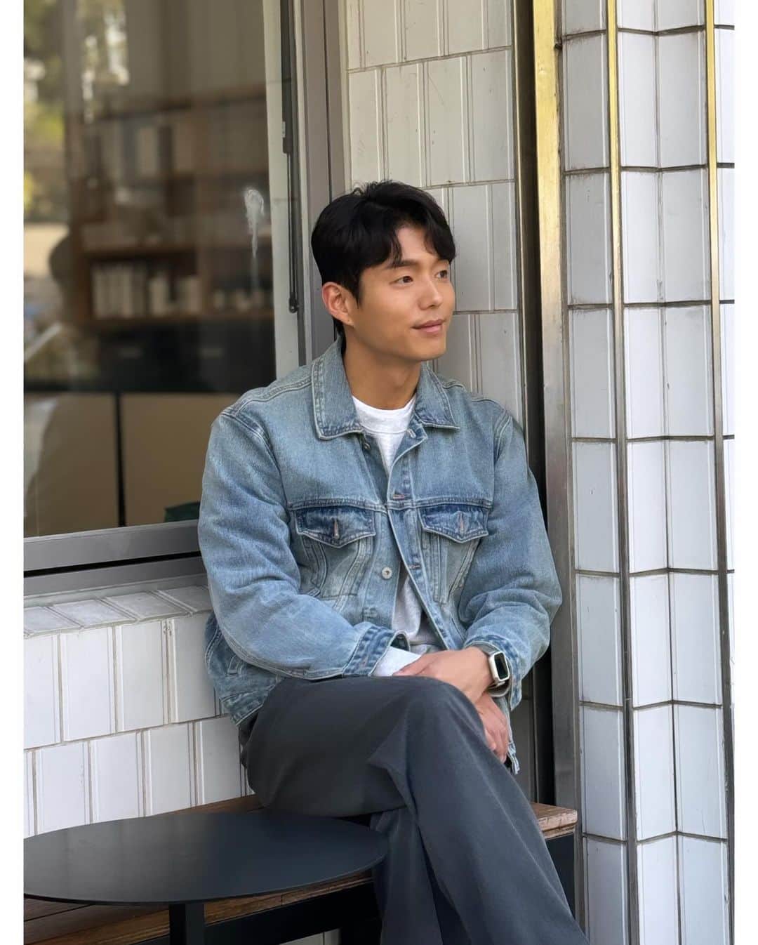 さんのインスタグラム写真 - (Instagram)「안녕하세요 달튼씨??🦮」10月31日 15時44分 - actor_hajun