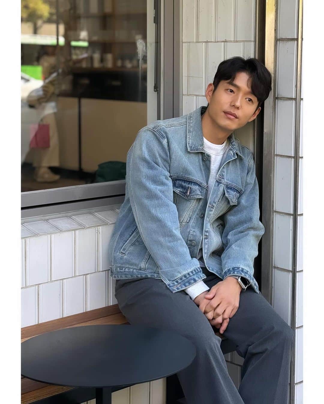 のインスタグラム：「안녕하세요 달튼씨??🦮」