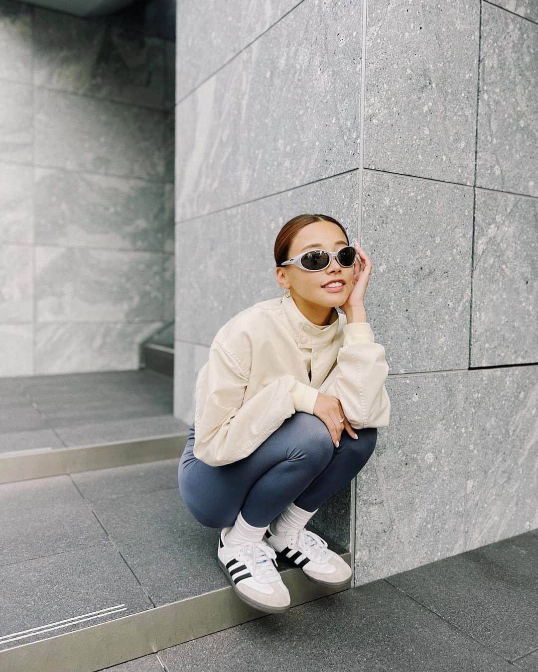 馬詰まほのインスタグラム：「ｵｷﾆｲﾘ 🕶️✨ @oakleyjapan @oakley #pr」