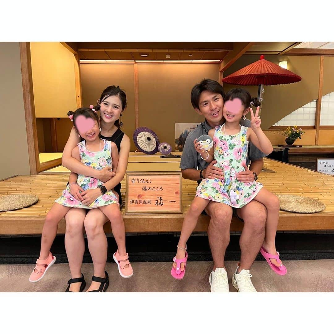 望月みささんのインスタグラム写真 - (望月みさInstagram)「何年ぶりかの旅行🥹 目的地までの途中で、1泊挟んで伊香保温泉へ♨️✨ 1泊だけど近いから昼前には着いて、すごく満喫できました🥰 石段で食べまくり❤️ よく登りました💮 またゆっくり温泉旅行行きたいなぁ(๑′ᴗ‵๑) 💕」10月31日 16時50分 - mochizuki.misa