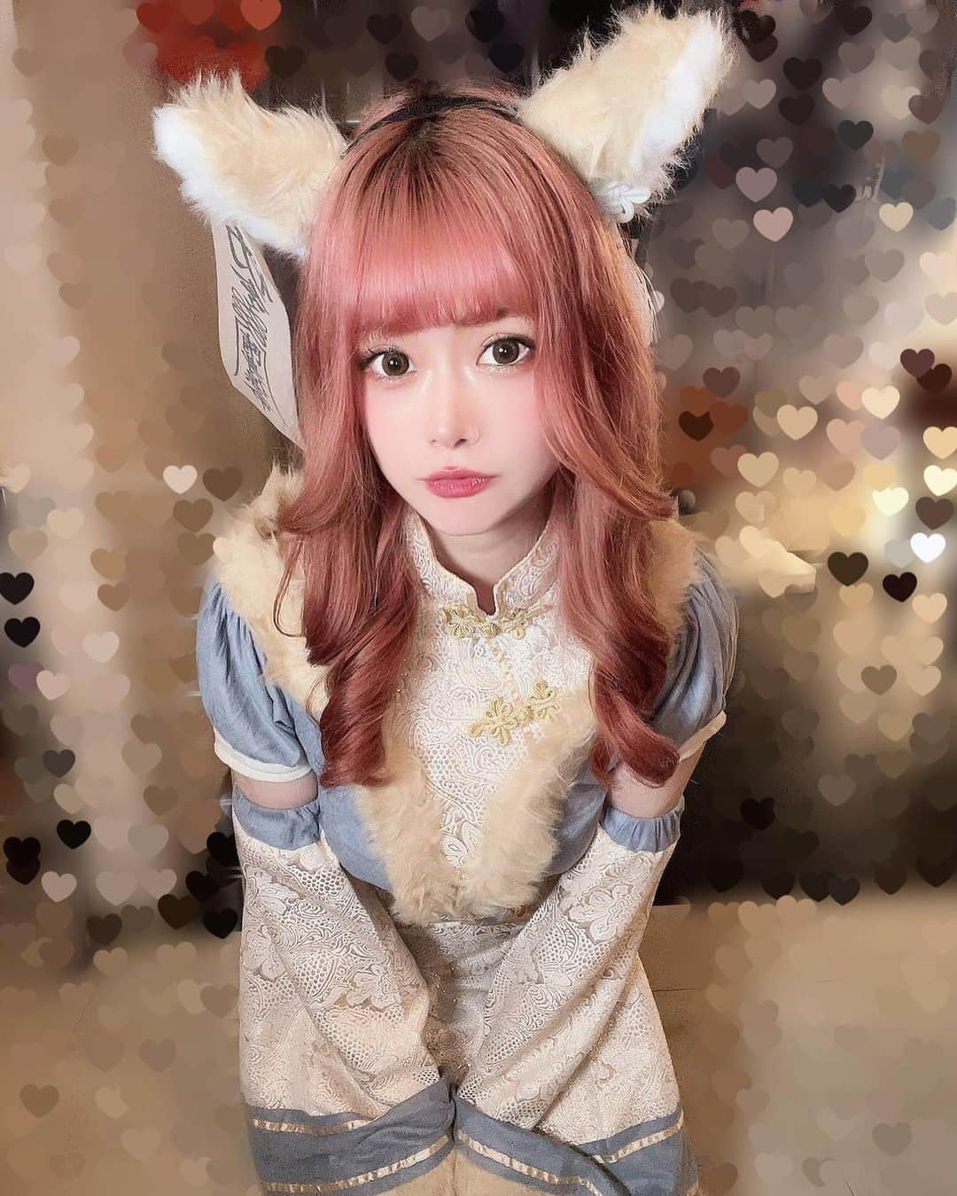 内田琴音のインスタグラム：「🕯🎃*⸜𝑯𝒂𝒑𝒑𝒚 𝑯𝒂𝒍𝒍𝒐𝒘𝒆𝒆𝒏⸝*👻🍬  #happyhalloween #halloween #halloweencostume #roppongi #cosplay #ハロウィン #ハロウィンコスプレ #コンカフェ #クリアストーン #魔法王国アフィリア」