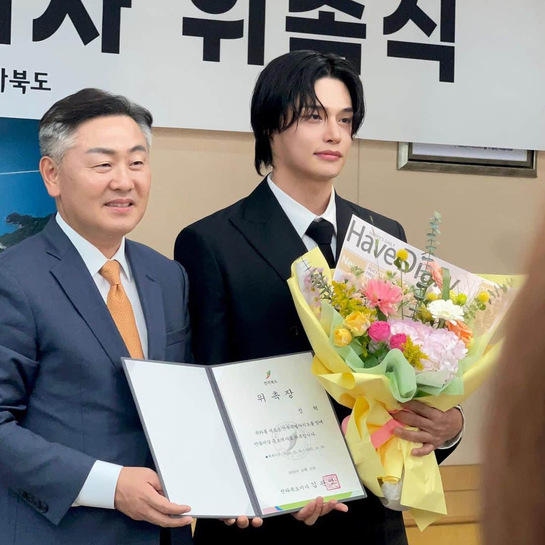 ジョンヒョクのインスタグラム：「전북의 아들 보여드리겠습니다.🙏」