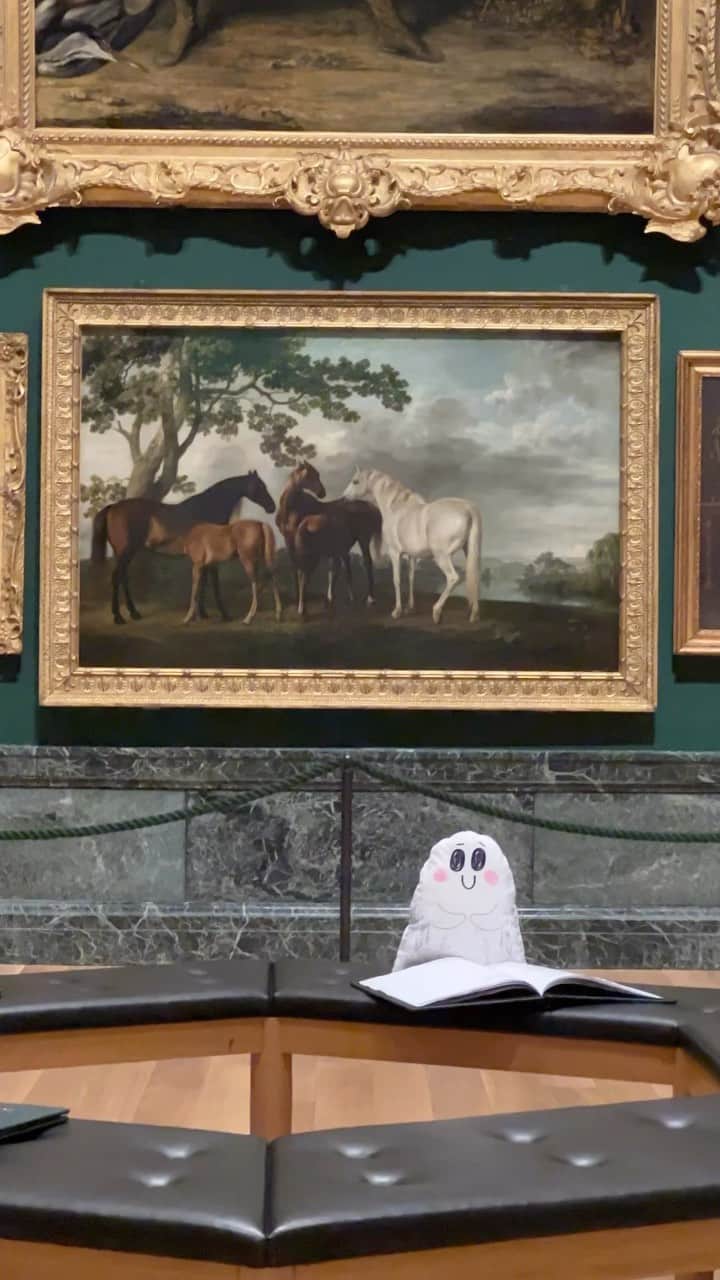 テート・ギャラリーのインスタグラム：「This Halloween, Gustavo the Shy Ghost visited Tate Britain and ended up scaring himself! 👻🏛️  Gustavo is good at doing all sorts of ghostly things, walking through walls, self-portraiture, glowing in the dark. Even though some of the paintings weren’t for the faint-hearted, he braved the galleries on all hallows’ eve, making friends of us all. ❤️  You can find ‘Gustavo, the Shy Ghost’, by author and illustrator @flavia_zdrago, at Tate Britain’s #StorySpace, a place for all to read, imagine, play and create. 🎨」