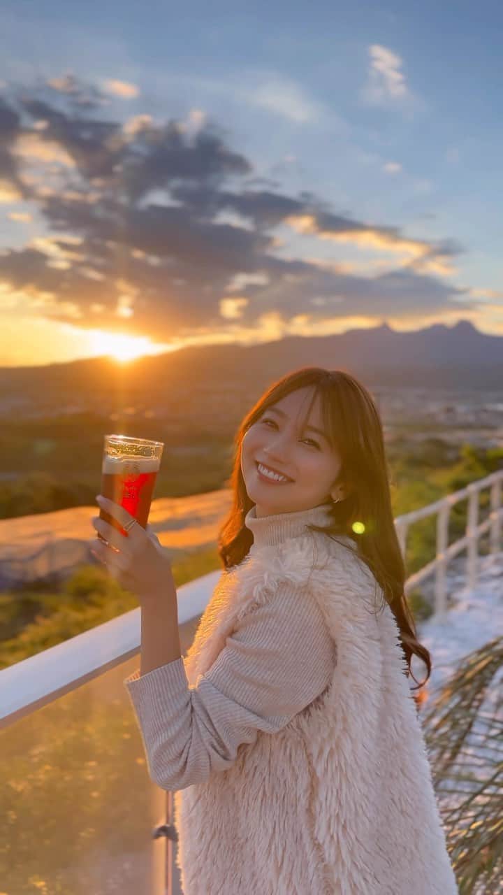 細沼紗花のインスタグラム：「.  日本のみなさん、おつかれ生です🍻  . #生ビール#グランピンク #グランピングリゾート」