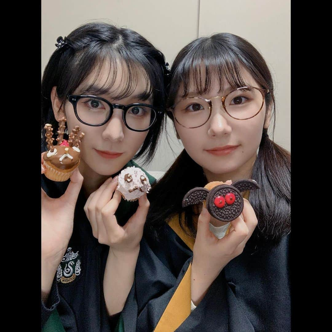 小貫莉奈のインスタグラム：「はっぴーはろうぃん👻🎃  双子の妹ちゃんと👶🏻👶🏻💓 (@rire_twins )   #ハロウィン」