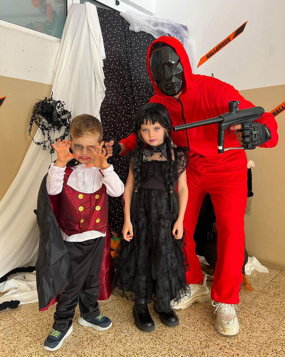 ウーゴ・ヴィエイラのインスタグラム：「Happy Hallowen 🕸️」