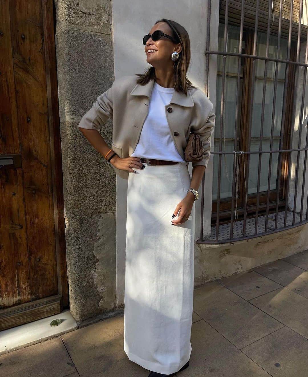 KOOKAI さんのインスタグラム写真 - (KOOKAI Instagram)「Style Muse @blancaarimany snapped in the Oyster Midi Skirt •• Available in boutiques and online #kookai」10月31日 18時33分 - kookai_australia
