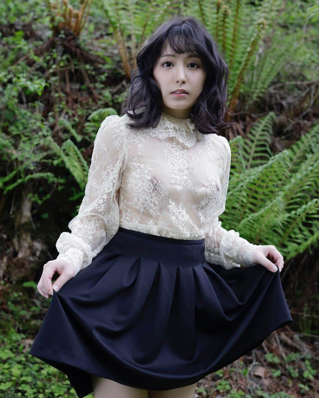 前田美里のインスタグラム：「2nd写真集『#記憶の雫』アザーデジタル写真集が発売されました✨✨なんと3冊展開となっております！  Vol.1『Tale of Shiori』  amzn.asia/d/3UXbdQP  Vol.2『Tale of Tsubomi』 amzn.asia/d/hhREXSO  Vol.3『Tale of Twins』 amzn.asia/d/aD2ZAXO  タイムリープの全貌が明らかに！？ ぜひたくさん考察してみてください🫧 . . #雑誌  #フライデー #グラビア #写真集 #記憶の雫 #講談社 #グラビアアイドル  #アイドル #水着  #被写体 #ファインダー越しの私の世界 #写真好きな人と繋がりたい  #写真 #ヲタク #櫻坂46 #欅坂46 #日向坂46 #フォロー #フォロワー募集中 #gravure #idol #japanesegirl #follow #followme #좋아요 #팔로우미 #팔로미 #오오티디 #화보」