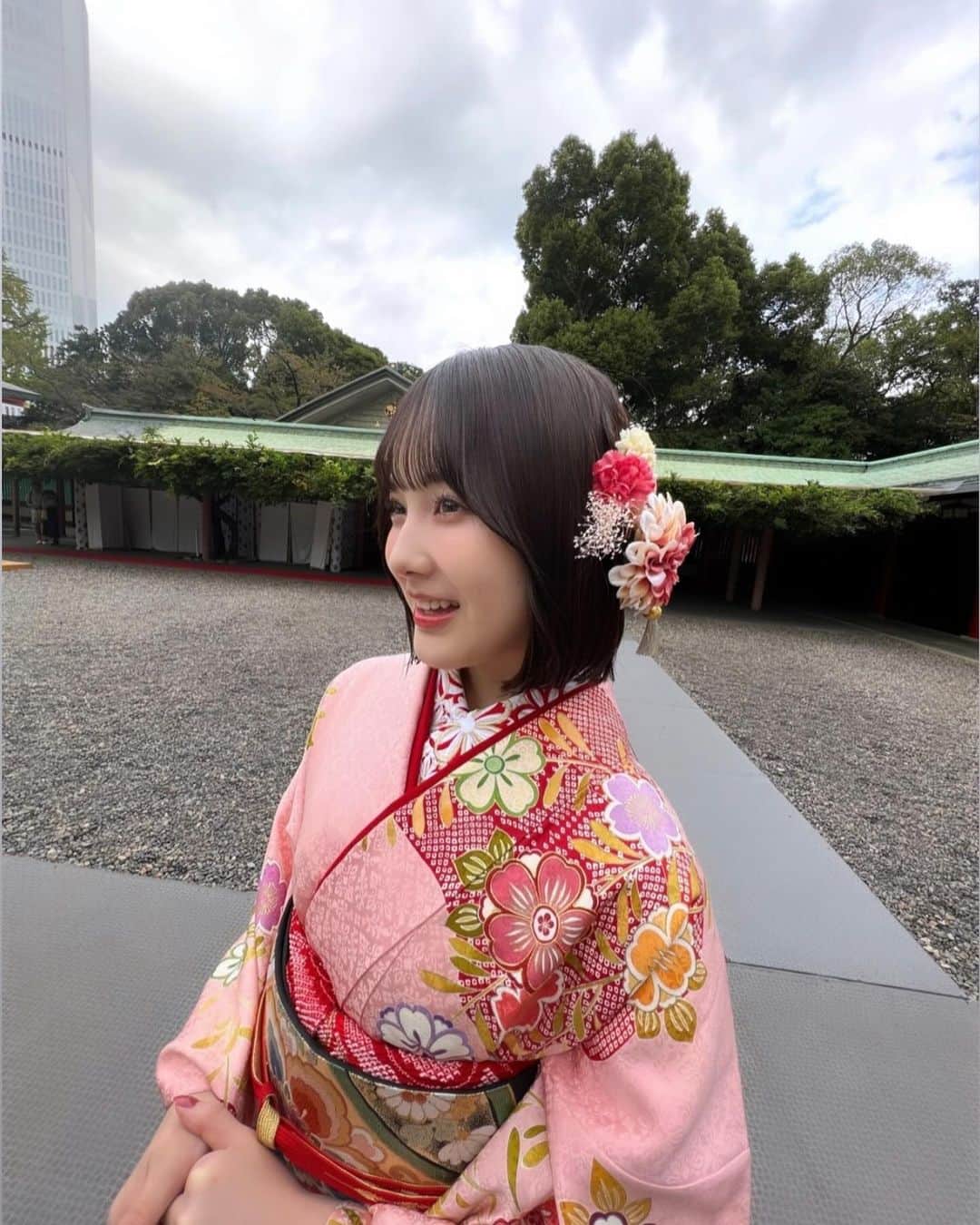 本田紗来のインスタグラム：「日枝神社⛩️で、撮影をしてきました〜‼︎ お楽しみに〜🩷🩷🩷」