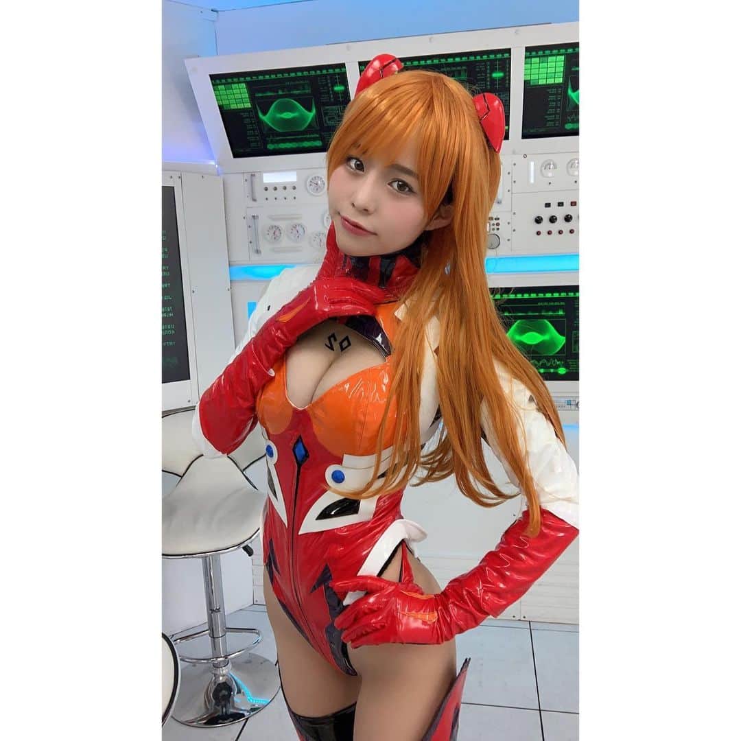 雛野ぽぽのインスタグラム：「ハッピーハロウィン🎃👻  今年はコスプレをしていないので過去のコスプレです⭐︎」