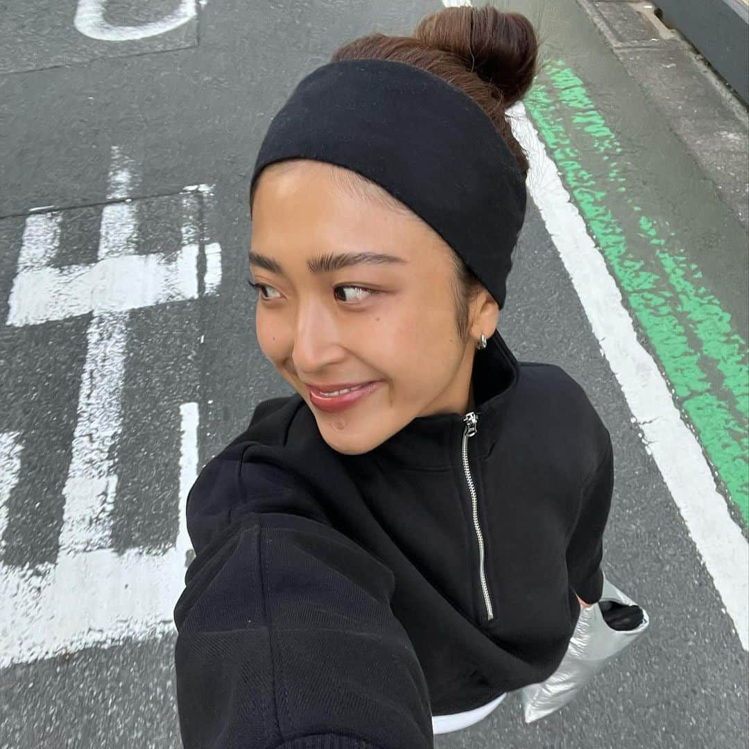 Reimiさんのインスタグラム写真 - (ReimiInstagram)「Gym motivation 100🔋🗯️  もはやモチベとかじゃなく生活の一部。 常になりたい自分がアップデートされてく😮‍💨 . . .  #gym #gymgirl #wellness #トレーニー #筋トレ女子 #減量期 #低身長トレーニー」10月31日 18時50分 - reimiworld