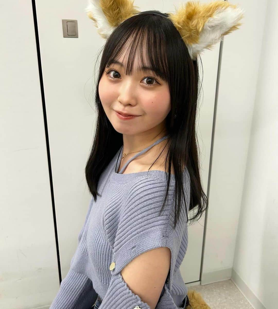 渡邊美華さんのインスタグラム写真 - (渡邊美華Instagram)「HELLOWEEN2023🦊🤍 . . . . . . . . #ハロウィンコスプレ #ハロウィン #ハロウィンパーティー #ハロウィンメイク #ハロウィングッズ #helloween #helloweenmakeup #きつねダンス #きつね #コスプレ女子 #コスプレ初心者 #仮装パーティー #仮装コンテスト #ハロウィン仮装 #大学生の日常 #大学生の暮らし #丸顔ボブ #丸顔メイク #丸顔女子 #童顔女子」10月31日 19時02分 - mika_watanabe1215