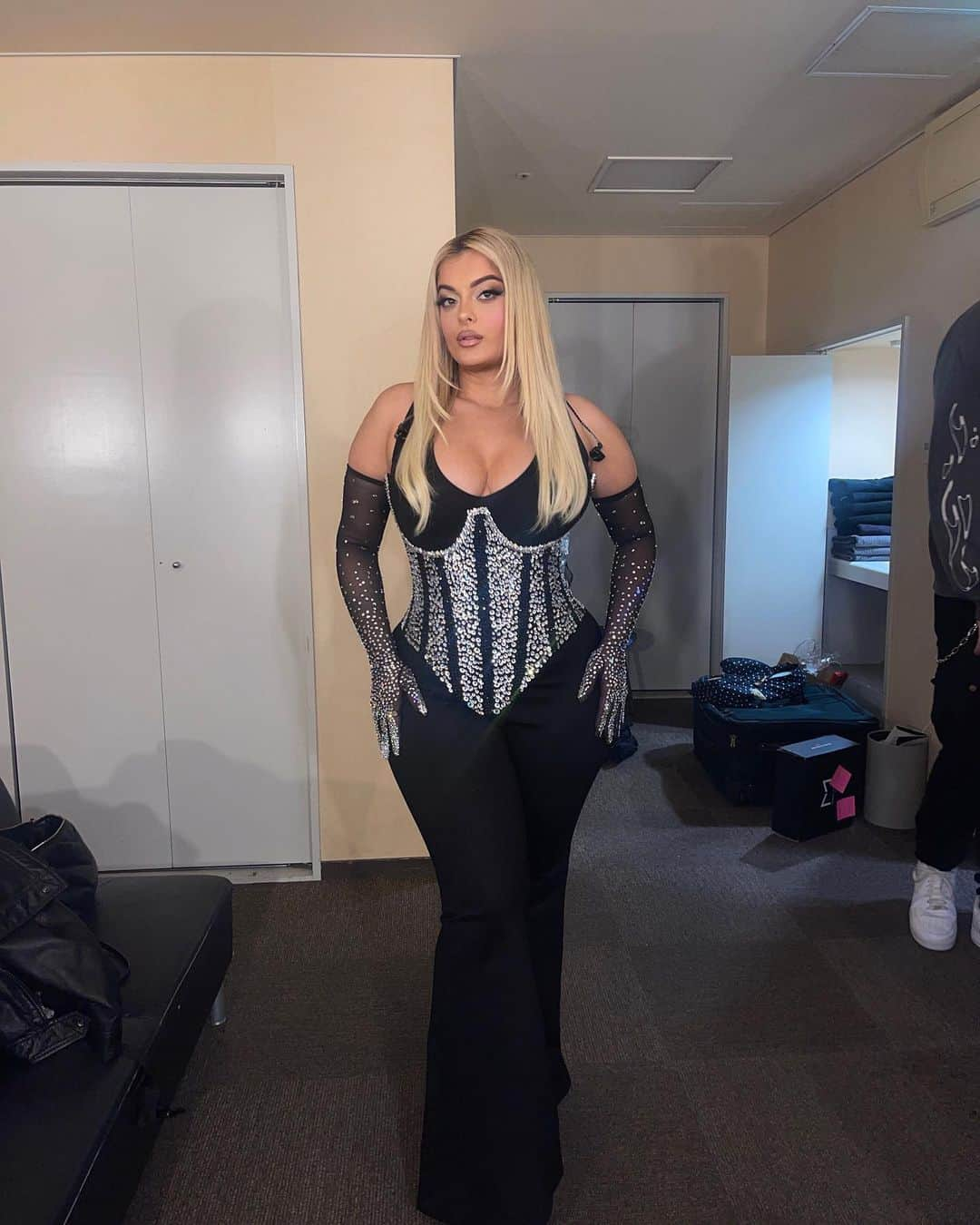 Bebe Rexhaさんのインスタグラム写真 - (Bebe RexhaInstagram)「OSAKA 🇯🇵 ❤️」11月1日 6時13分 - beberexha