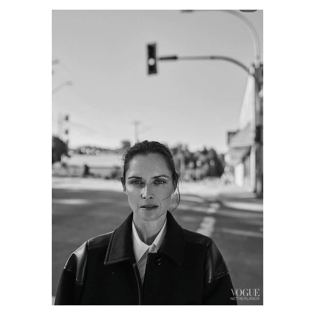 リカさんのインスタグラム写真 - (リカInstagram)「Cool Girls On the Road ⚡️⚡️  Beautiful @tasha_tilberg wearing Rika Studios timeless Blaze shirt in November issue Vogue.   Styled by @lindagumusgerritsen  Captured by @katedavismacleod  @nlvogue   Thank you ❤️ #November #Vogue #Rikastudios #Blazeshirt」11月1日 6時06分 - rikastudios_