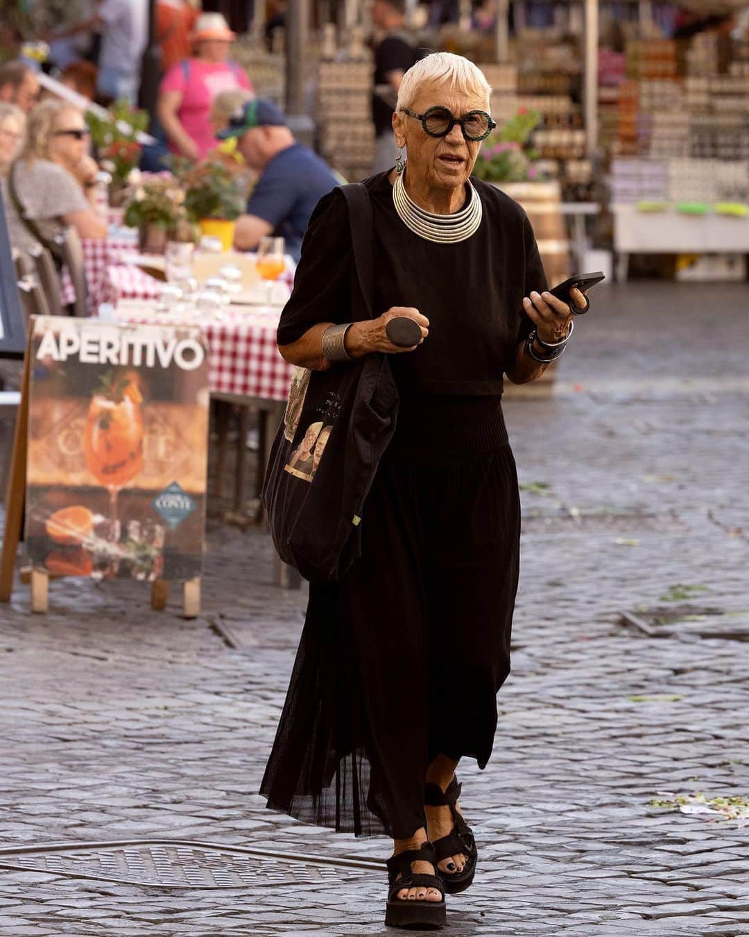 スコット・シューマンのインスタグラム：「During a quick stop in Rome!」