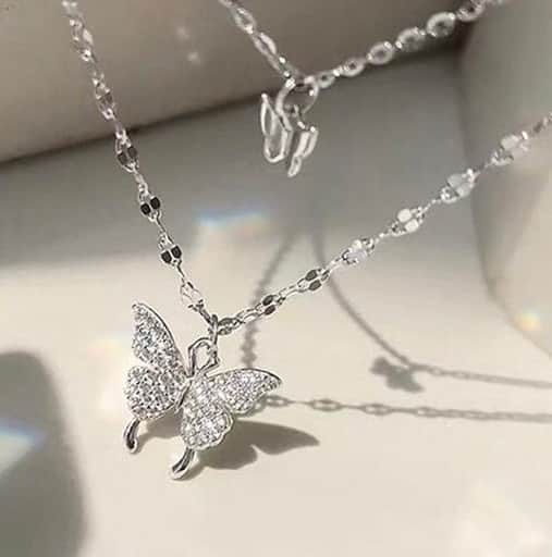 3rd Spring Official Instagramのインスタグラム：「🦋 Butterfly Necklace 🦋  人気商品の中のひとつ！✨  蝶々モチーフが可愛いネックレス🤍 2連になっているのもポイント◎  @3rdspring_official ZOZOTOWNにて発売中⛓ ブランド品番：son-22ac-005-zで検索🔍  ----------  #3rdspring #セレクトショップ #韓国ブランド #韓国通販 #韓国 #韓国アクセサリー #韓国アクセ #レディースアクセサリー #プチプラ #プチプラアクセサリー #プチプラアクセ」