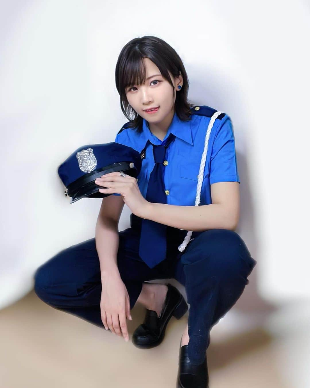 広瀬ゆうきのインスタグラム：「ポリ瀬👮  #halloween #happyhalloween」