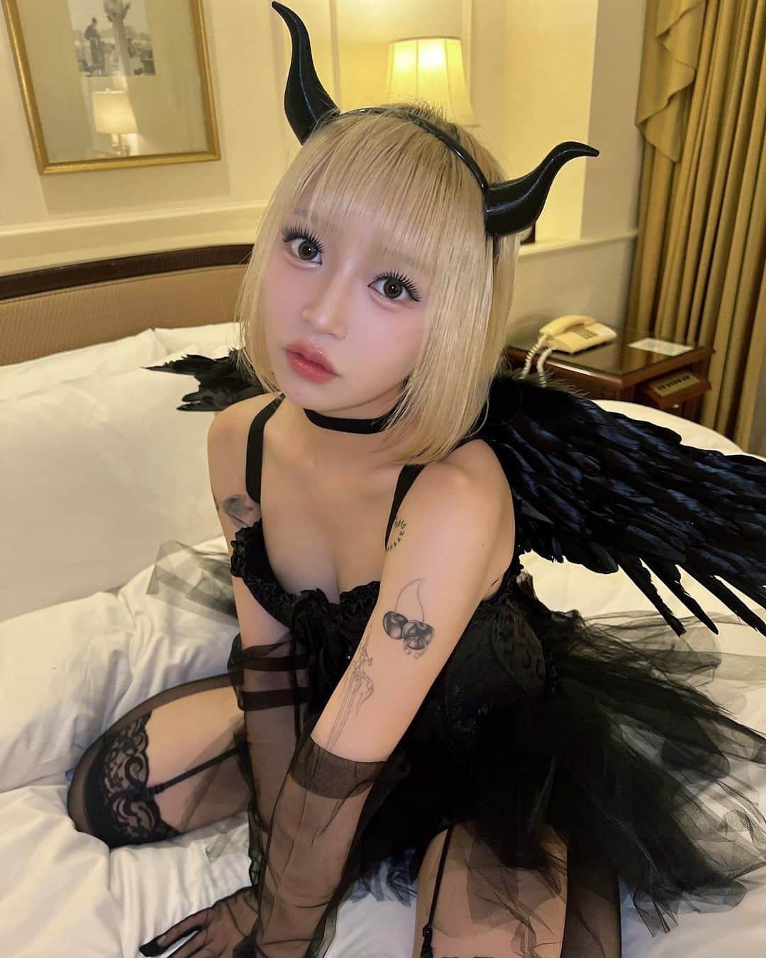 コノミのインスタグラム：「ﾊﾋﾟﾊﾛ🦇🖤ቻﾝቻﾝがቺቻቺቻ」