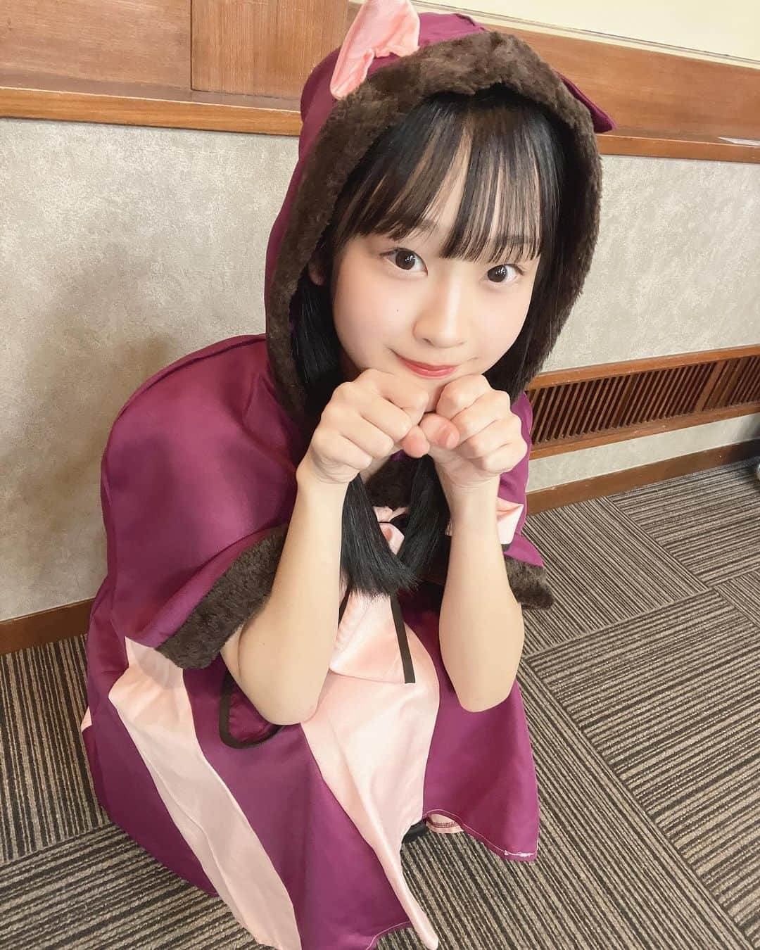 西野心桜のインスタグラム：「💜𝗛𝗔𝗣𝗣𝗬 𝗛𝗔𝗟𝗟𝗢𝗪𝗘𝗘𝗡💜  チシャ猫になりました🐱💜かわいいー？？   #ハロウィン  #ハロウィンコスプレ #仮装  #ディズニー  #チシャ猫  #09  #jc  #女子中学生」
