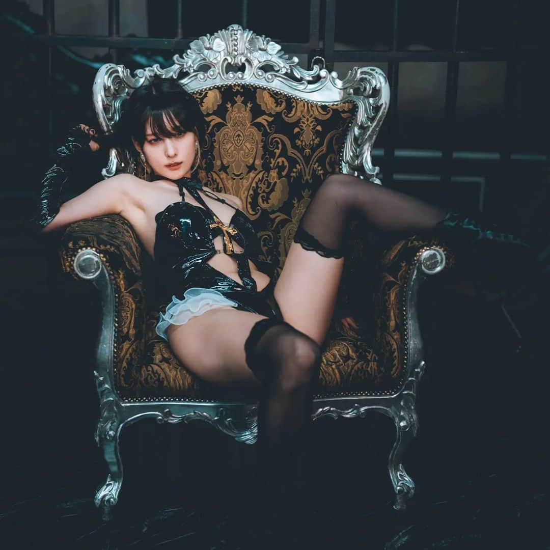 朝比奈祐未のインスタグラム：「. 🎃 𓂃𓈒𓂂𓇬 🦇 𓂃𓈒𓂂𓇬 🎃 . 🕯 𝑯𝒂𝒑𝒑𝒚 𝑯𝒂𝒍𝒍𝒐𝒘𝒆𝒆𝒏🕯 . 🎃 𓂃𓈒𓂂𓇬 🦇 𓂃𓈒𓂂𓇬 🎃 . . photo by ソウさん . . . #halloween #happyhalloween #halloweencostume #cosplay #Japanese #japanesegirl #asian #model #portrait」