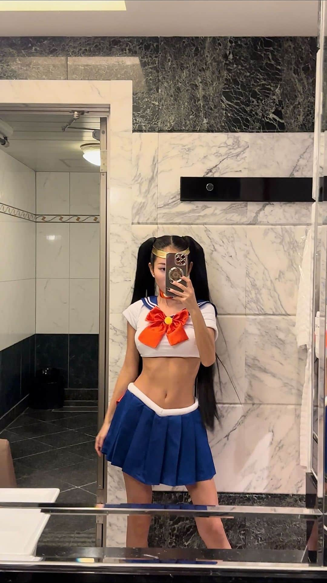 十枝梨菜のインスタグラム：「sailor moon ❤️🌙」