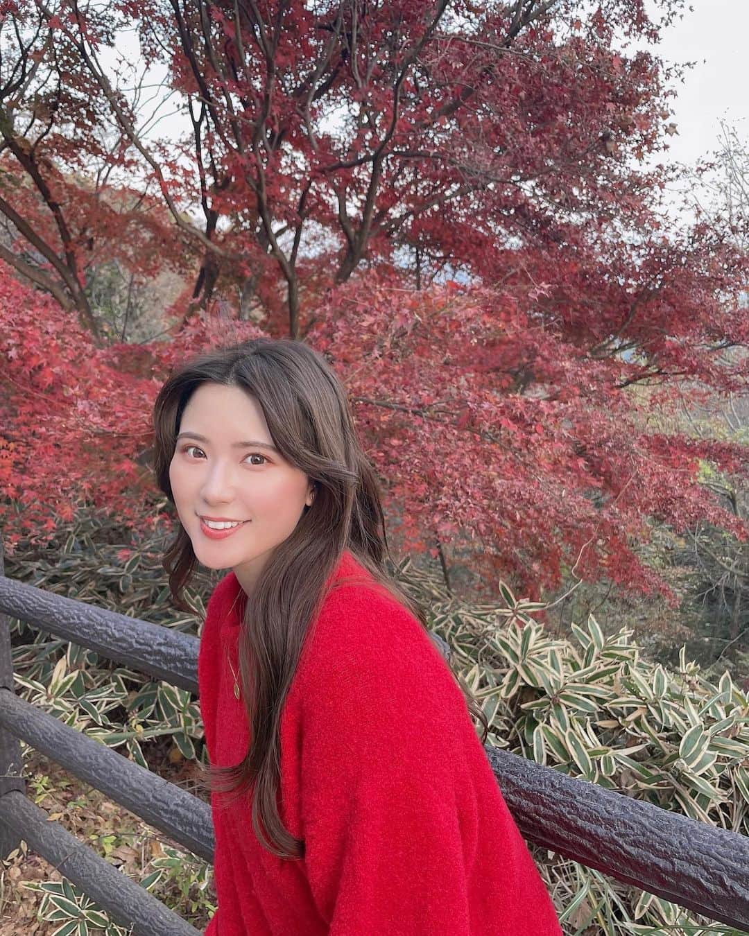 伊藤奈月さんのインスタグラム写真 - (伊藤奈月Instagram)「⁡ そろそろ紅葉の季節〜🍁 ⁡ #紅葉  #紅葉狩り #高尾山」10月31日 21時27分 - naachan__