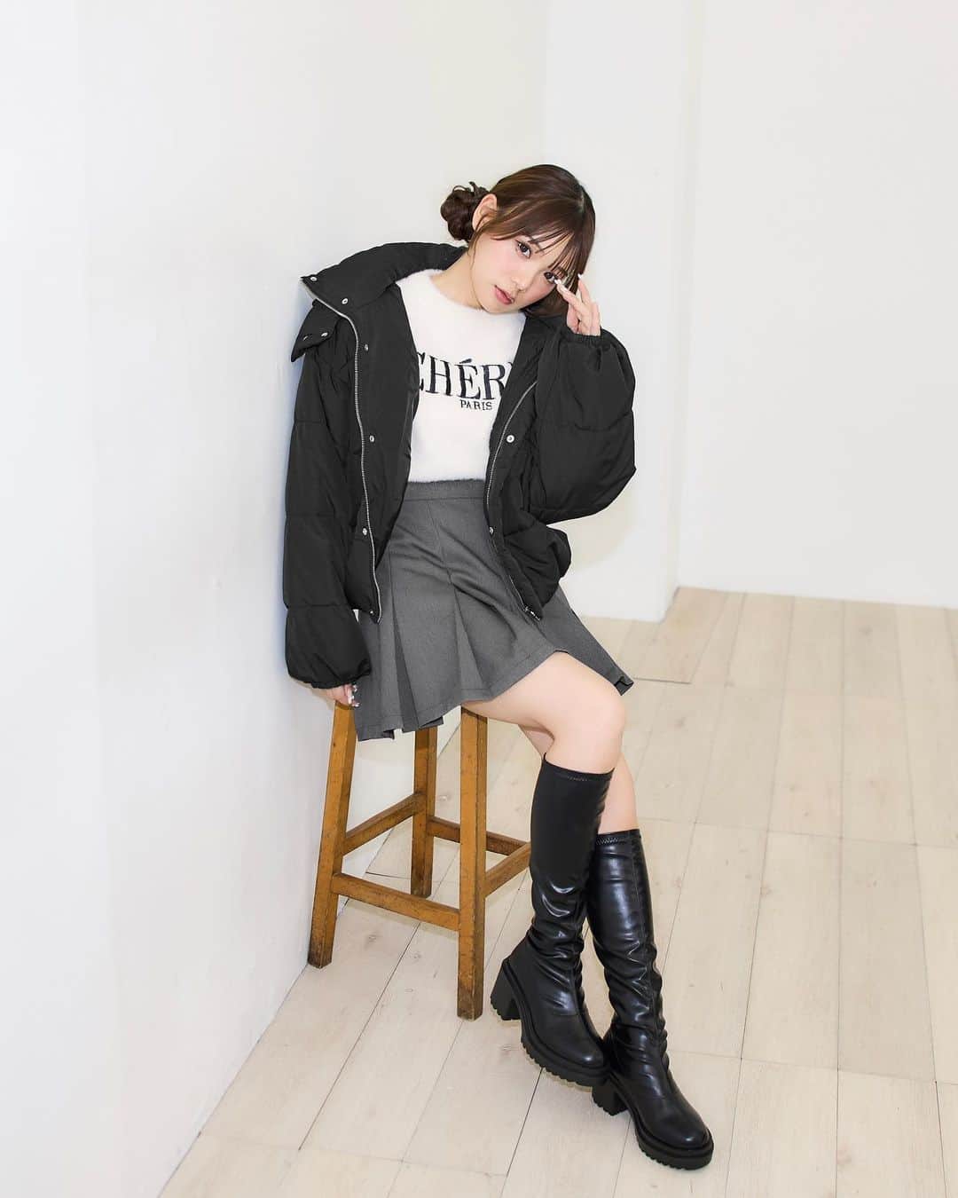INGNI STOREさんのインスタグラム写真 - (INGNI STOREInstagram)「【 new arrival 】 ⁡ ⁡ ⁡ ⁡ ⁡ ■BIGフードエコダウン #1234-700022 ¥8,690 (tax in) ※ingnistoreでは現在¥6,490 (tax in) ⁡ ⁡ 毎年大人気のエコダウンが今年も登場🫶🏻 ⁡ 軽さと保温性を兼ねそろえた 絶対に持っておきたいダウンジャケット◎ ⁡ フードは取り外し可能なので その日のコーデに合わせて形を変えていただけます。 ⁡ ⁡ ┈┈┈┈┈┈┈┈┈┈┈┈┈┈┈┈┈┈┈┈┈┈┈ ⁡ 〈INGNIコーデを大募集♡〉 @ingnistoreと#ingniコーデ のタグをつけて投稿していただいた方の中から、随時公式アカウントにてご紹介させていただきます‼︎ ⁡ ⁡ #INGN I#ingni #fashion #2023 #aw #오오티디 #패션#穿配不重样#秋コーデ #冬コーデ #デートコーデ #ファッション #トレンドコーデ #カジュアル #カジュアルコーデ #韓国風コーデ #甘めカジュアル #大人可愛い #大人カジュアル ⁡ ⁡ ⁡ ⁡」10月31日 21時27分 - ingnistore