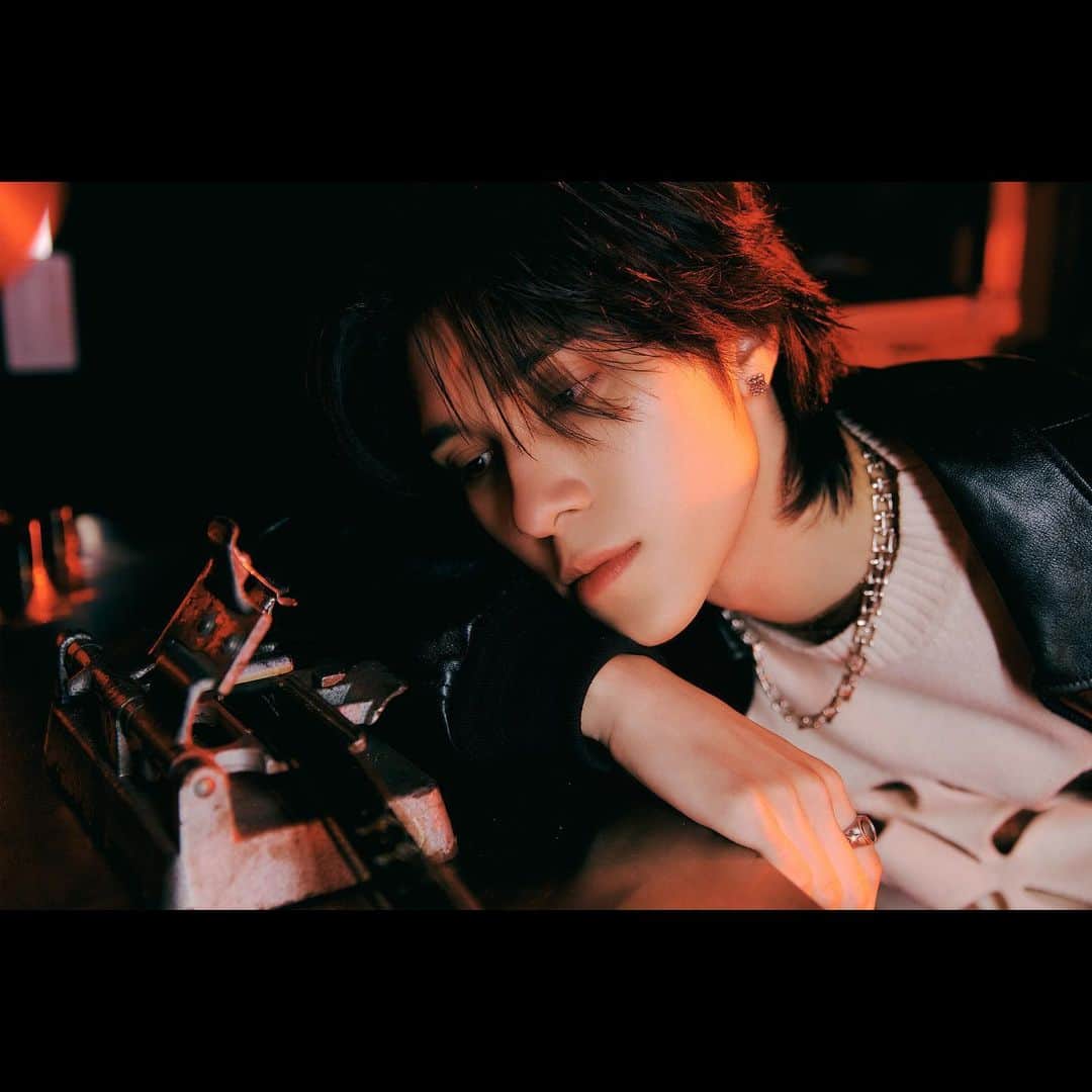 Way Vさんのインスタグラム写真 - (Way VInstagram)「WayV 威神V 'On My Youth (遗憾效应)' MV Teaser Image 2 #XIAOJUN #HENDERY #YANGYANG  【On My Youth - The 2nd Album】 Digital Album ➫ 2023.11.01 (CST/KST) Physical Album ➫ 2023.11.08 (CST/KST)  #WayV #威神V  #OnMyYouth #遗憾效应 #WayV_OnMyYouth  #WayV_OnMyYouth_遗憾效应  💿Pre-order https://WayV.lnk.to/On_My_Youth」10月31日 22時01分 - wayvofficial