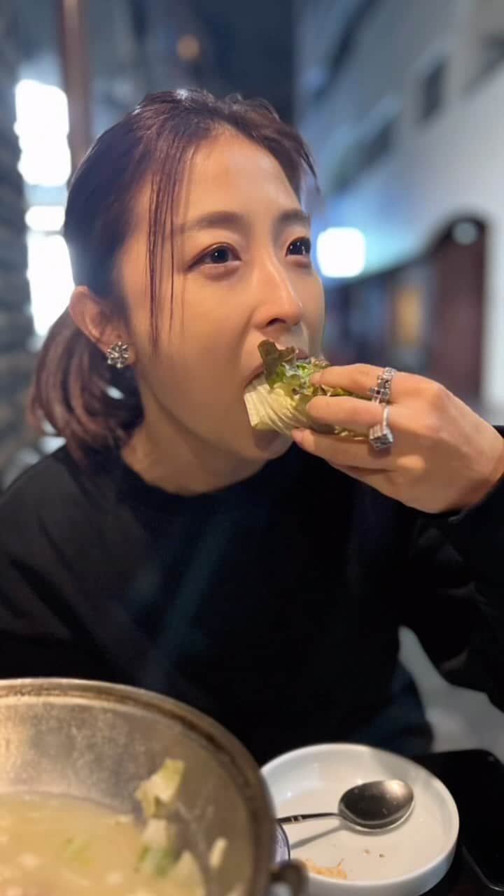 のインスタグラム：「((明日から本気減量開始)) 11月誕生日なのに、 昨年も減量してた気がする😍🤢 12月頭のボディ撮影たのしみ。 . ひとまず美味しい お酒とお食事一旦お別れ。 . 減量で、どんな工夫しているか知りたい？？  #ダイエット　#減量　#筋トレ」