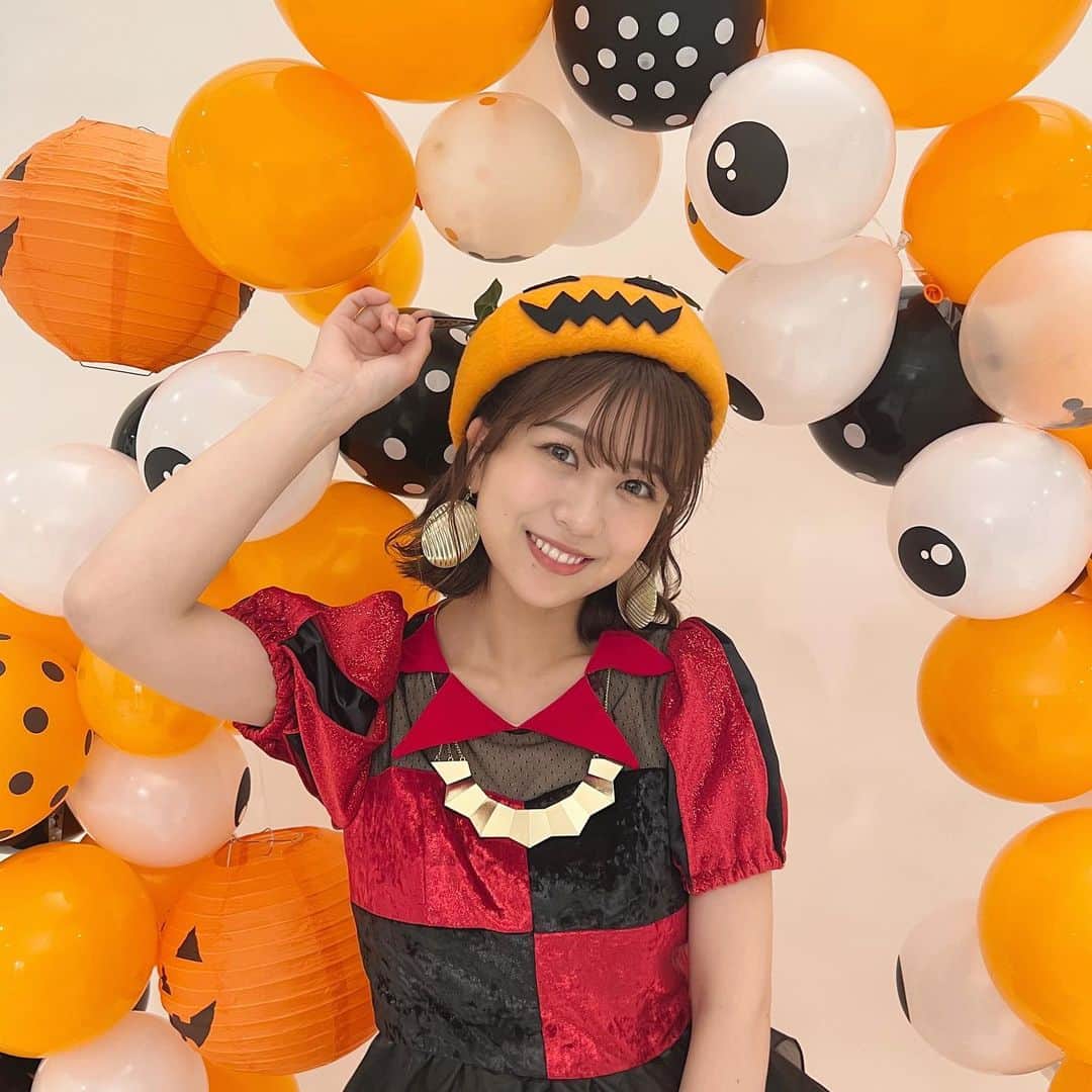 篠崎彩奈さんのインスタグラム写真 - (篠崎彩奈Instagram)「Happy Halloween 🎃🍬 #ハロウィン #halloween」10月31日 22時18分 - ayana.s_official