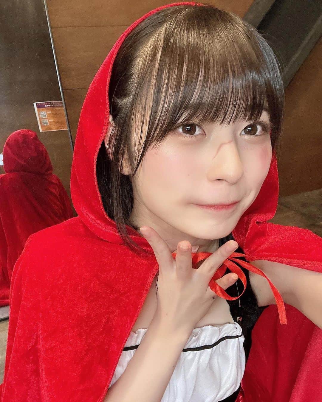 比嘉ゆめののインスタグラム：「ハッピーハロウィーン！🎃 いろんな仮装したー！  次コスプレするのはクリスマスかなー？🎄 ぜんぶの時期いっしょにすごすぞー！」