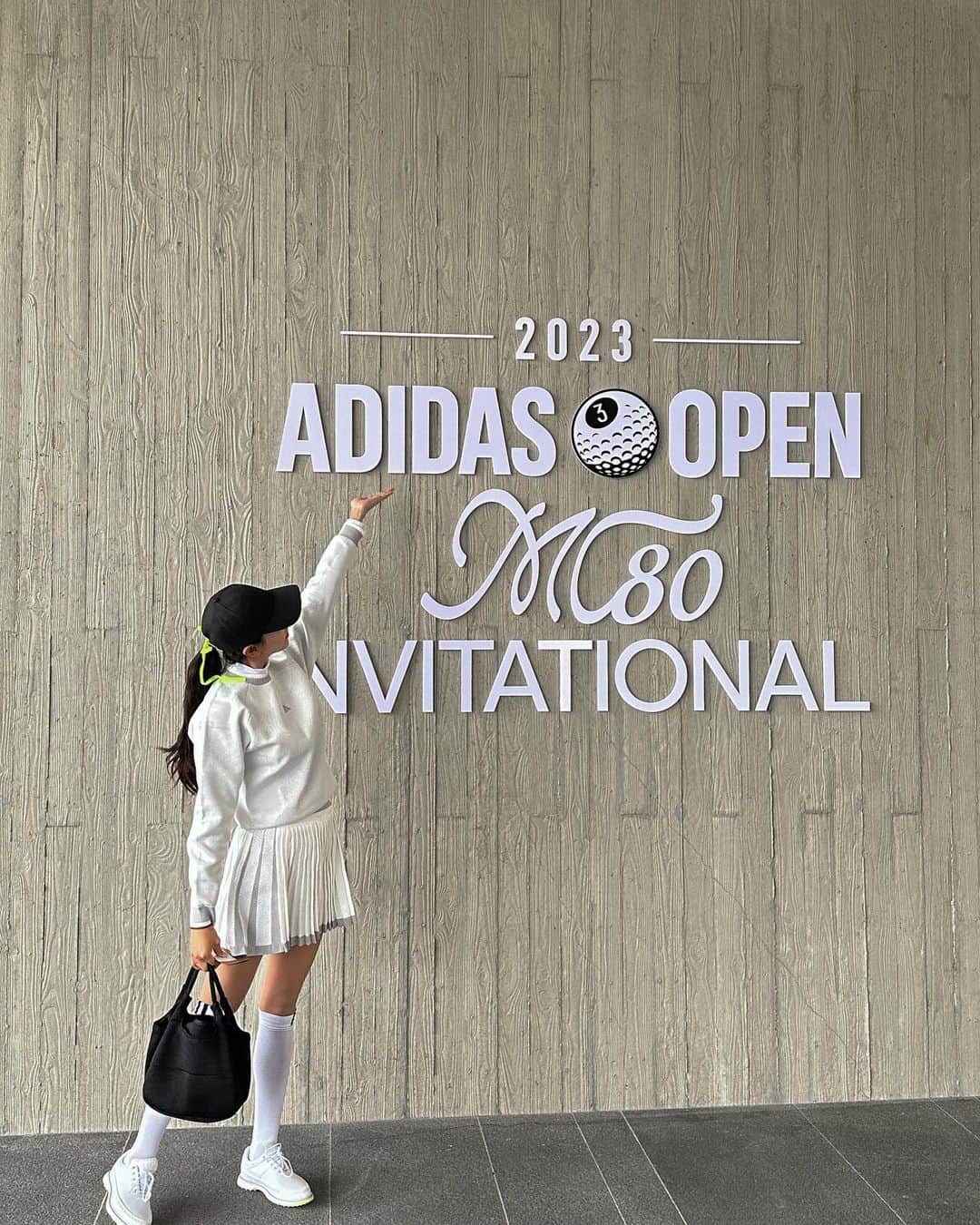 コ・ウォニのインスタグラム：「제가 사랑하는 브랜드 @adidas 와  @adidasgolf “INVITATIONAL”을 함께했어요 🤍  함께 할 수 있어 영광이었고 너무 행복했습니다!  내년에는 더욱 성장한 모습으로 만날 수 있기를 🙏🏼  처음부터 끝까지 아디다스가 아디다스했다 🫶🏻」