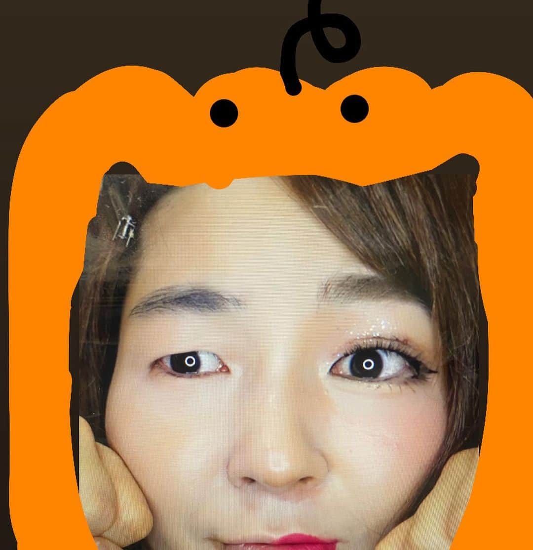 はらさんのインスタグラム写真 - (はらInstagram)「🕸️🎃🕸️🎃🕸️🎃🕸️  #🎃 #テッカpower全開 #浅草の予選会場はライトがいい証拠 #yeah!!」10月31日 22時50分 - univershara