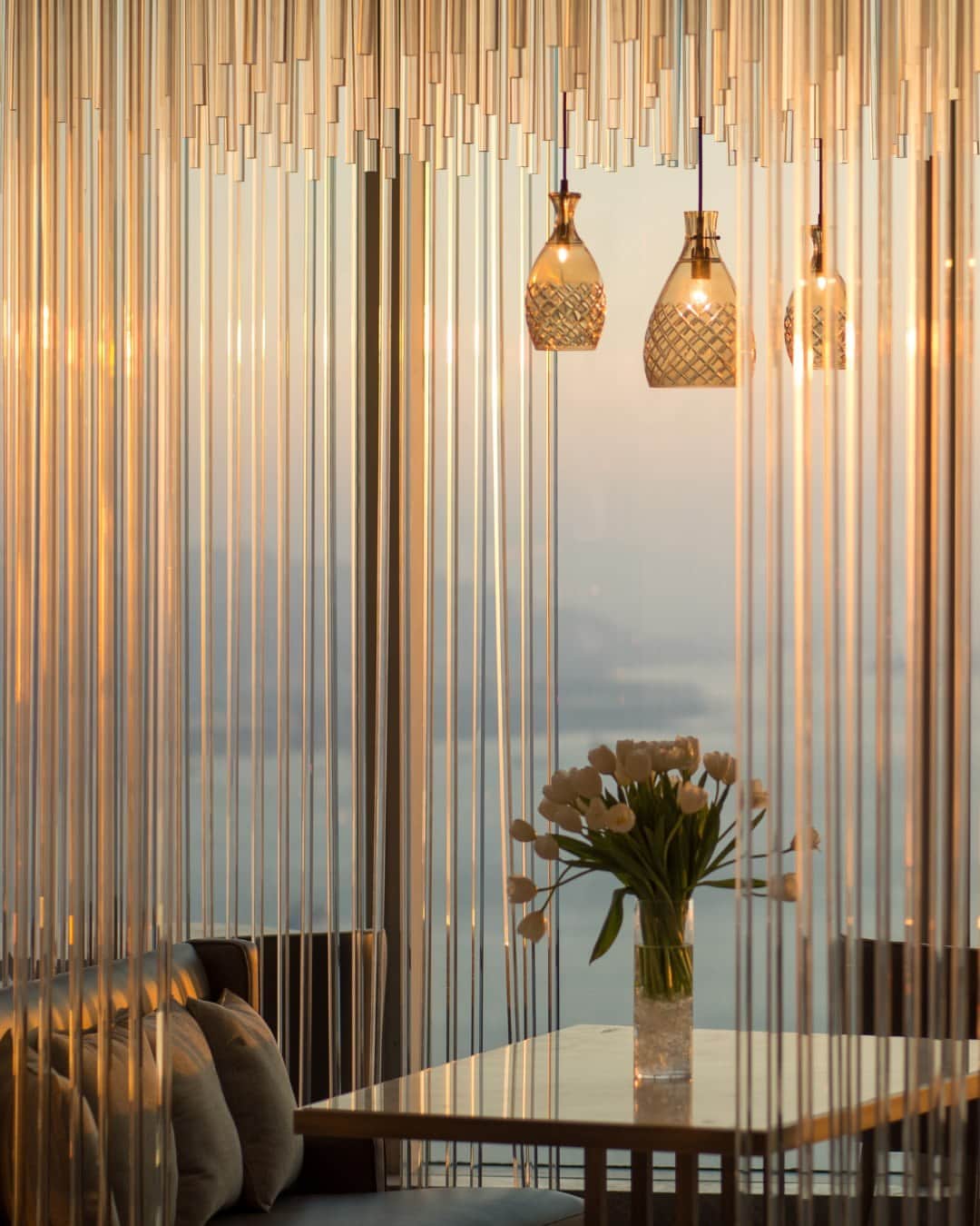Conrad Hotelsのインスタグラム：「Discover elegance from one of the highest views in the Siming District.  📍 @conradxiamen」