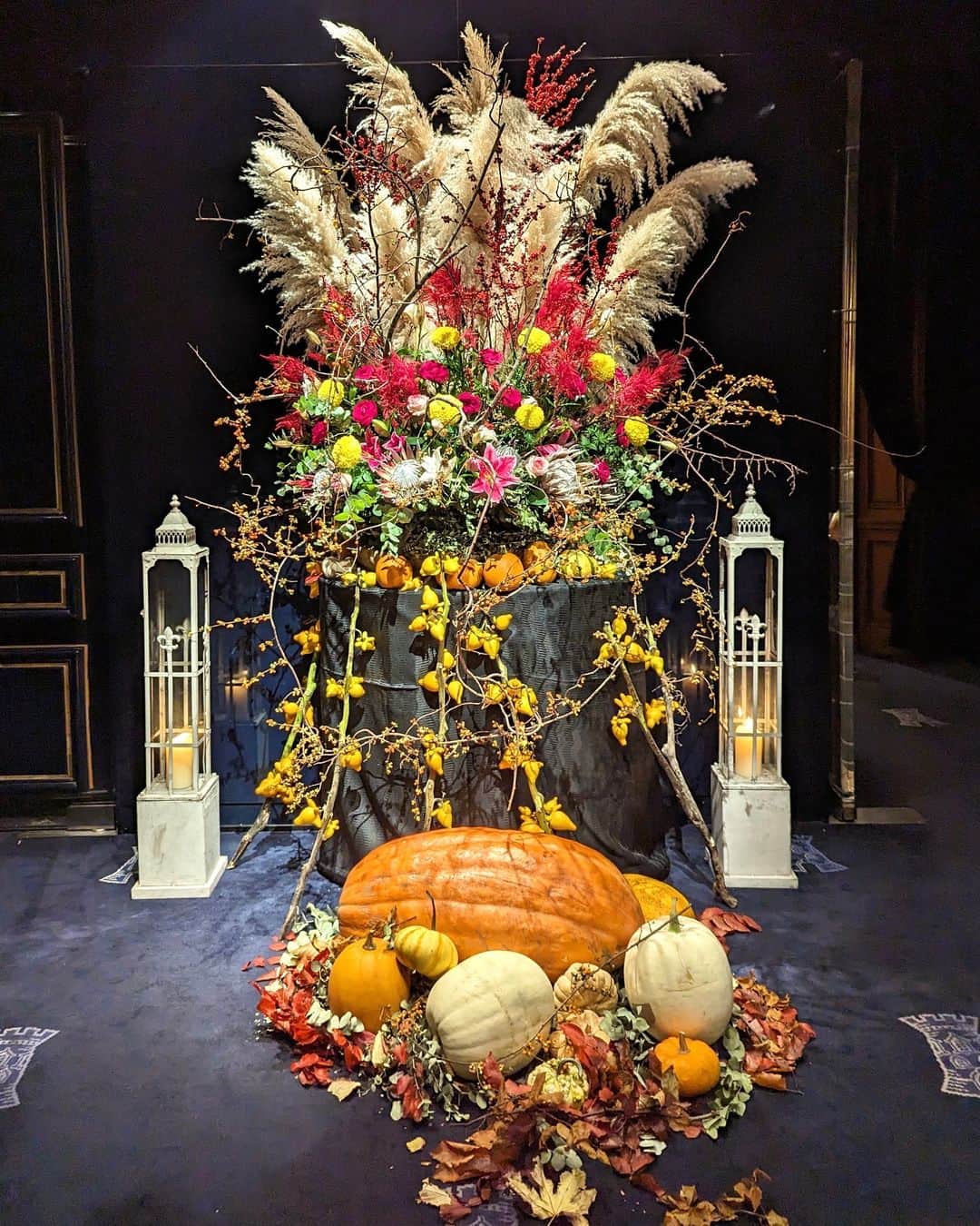 安岡あゆみのインスタグラム：「. Happy Halloween🎃👻😈」