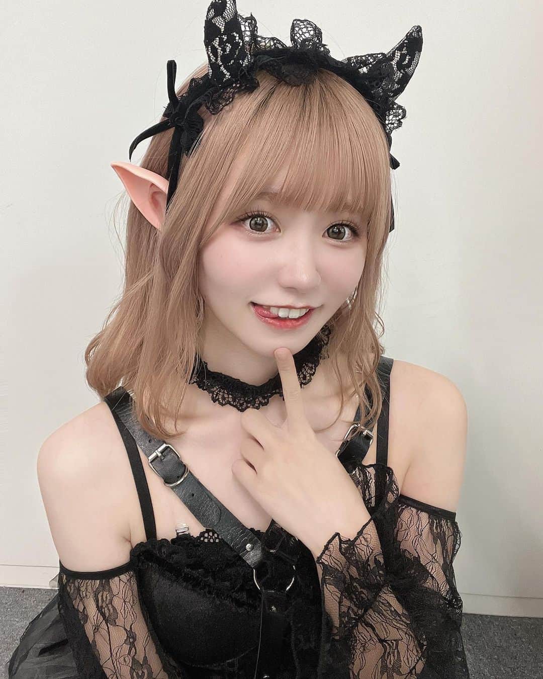 岩澤美潤さんのインスタグラム写真 - (岩澤美潤Instagram)「୨୧ ✞ʜᴀᴘᴘʏ ʜᴀʟʟᴏᴡᴇᴇɴ✞ ・ ・ ・ ・ ・ #圧倒的天使  #小悪魔」10月31日 23時00分 - miu_pdq