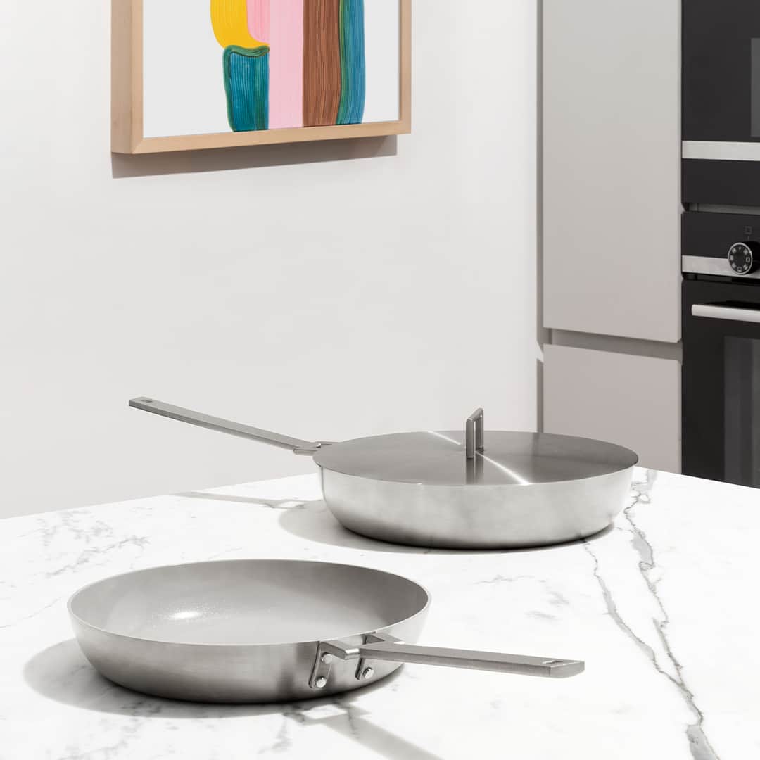 アレッシィのインスタグラム：「"A family of pots and pans conceived for ease of use and healthy cooking, Convivio merges the quality and functional features of professional kitchen tools with thoughtful design, making it particularly suitable for elevating home cooking. The design process was informed by the dialogue with the prominent contemporary chef Pietro Leemann, an advocate of good and natural nutrition who provided insights and suggestions for optimal food preparation. The series is completed by a range of accessories, drawing on traditional solutions from different cultures to inspire a simpler approach to cooking." David Chipperfield⁣ ⁣ Photo by @DSL__studio」