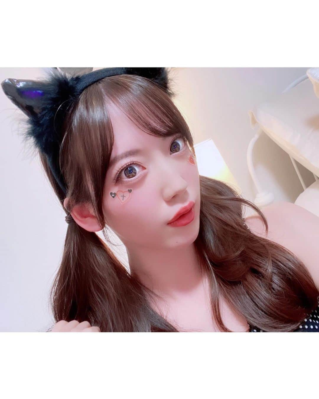 西川七海のインスタグラム：「🎃 今年なーんにもしてないから去年のハロウィン載せとこ  #つけまで目ばちばち #happyHalloween👻」