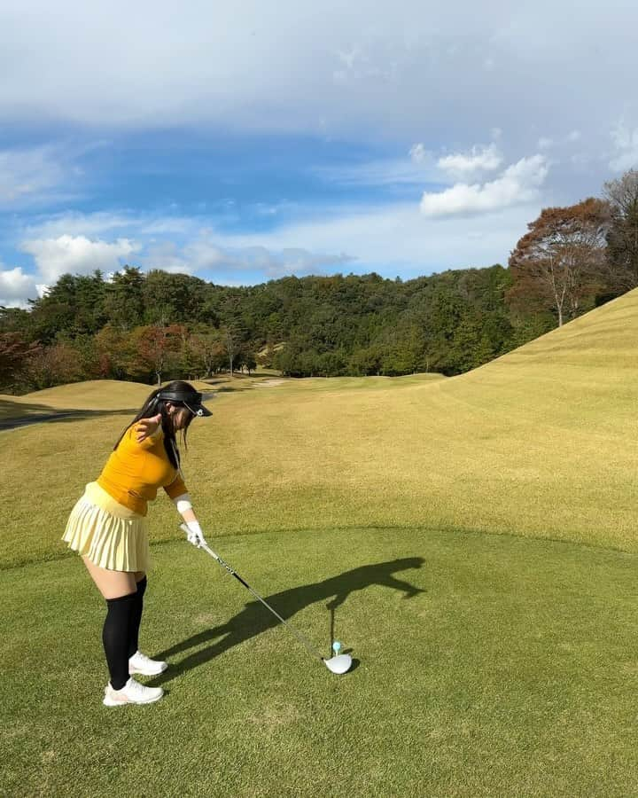 池谷幸雄のインスタグラム：「#fujiwaracup #スイング動画 #波田はるか #なみはる #能美真奈 #ぷにたん #女子プロ #グラビアアイドル #グラドル」