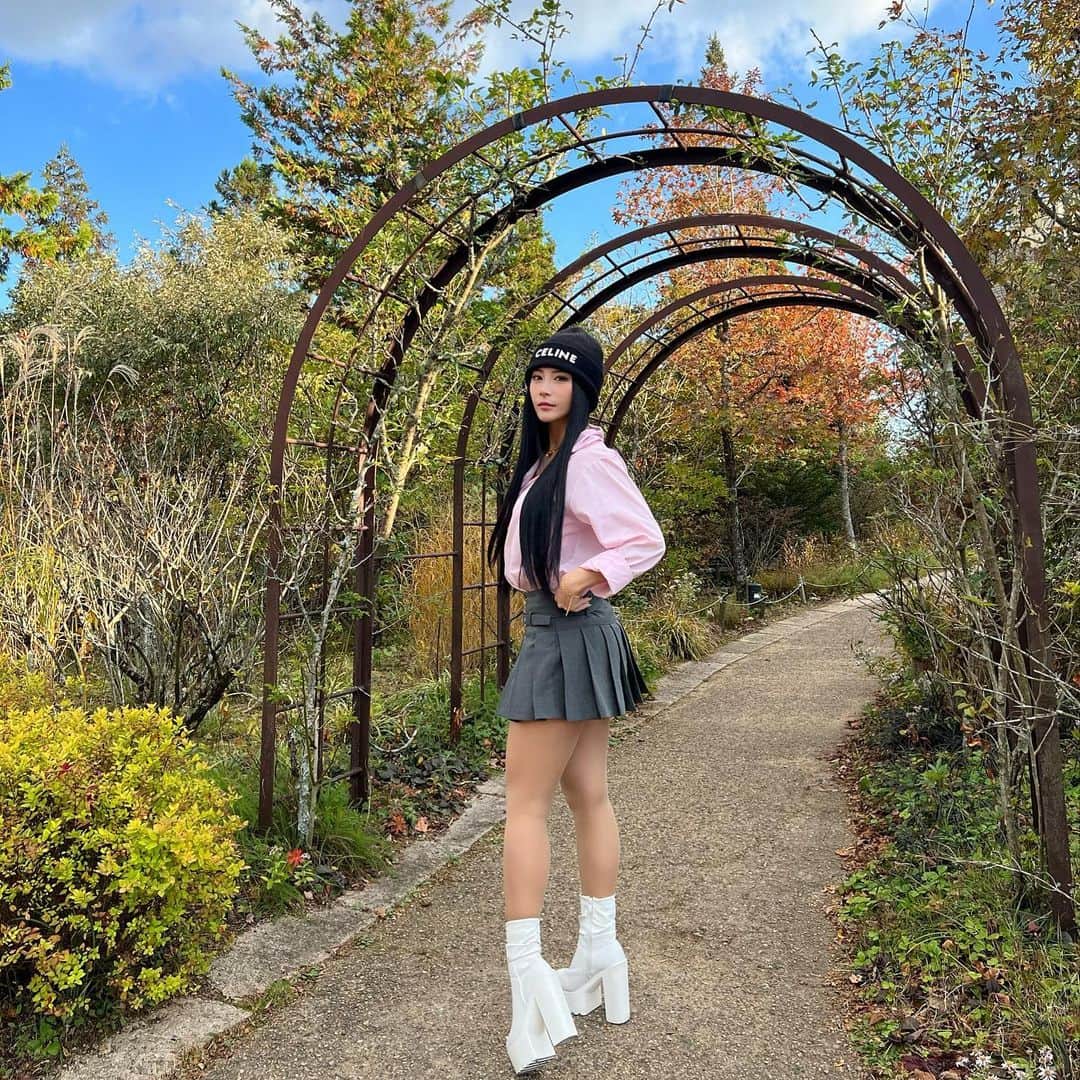 中村真央さんのインスタグラム写真 - (中村真央Instagram)「🕊️🍃💚」10月31日 23時28分 - mao_baby