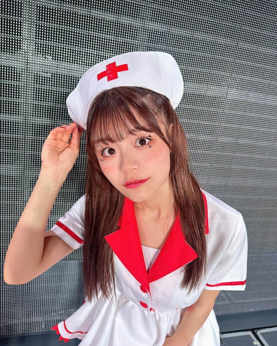 清司麗菜さんのインスタグラム写真 - (清司麗菜Instagram)「ナースになりました💉🩸  ハロウィンメイクでさりげなく目にネコちゃんもいました🐈‍⬛  #happyhalloween#ナースコスプレ#ハロウィン仮装 #ハロウィンメイク」10月31日 23時34分 - seiji_0007