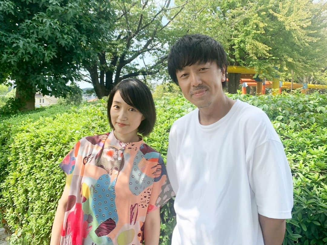 安藤裕子さんのインスタグラム写真 - (安藤裕子Instagram)「「時をかけるな、恋人たち」 山岸聖太監督と  ヨーロッパ企画の上田誠さんが脚本を務めた本作は出演なさってるみなさんの表情ひとつ面白くて、自分もこの世界にお邪魔できるなんてとても嬉しいです  今野浩喜さんのハスキーな声と演技が大好きなので目の前で見られてこれまた嬉しいのです  11/7 夜11:00〜 是非ご覧ください  #時をかけるな恋人たち  #安藤裕子 #吉岡里帆さんいつ見てもかわいい #瑛太さんの七変化も見れて嬉しい」10月31日 23時55分 - yuko_ando