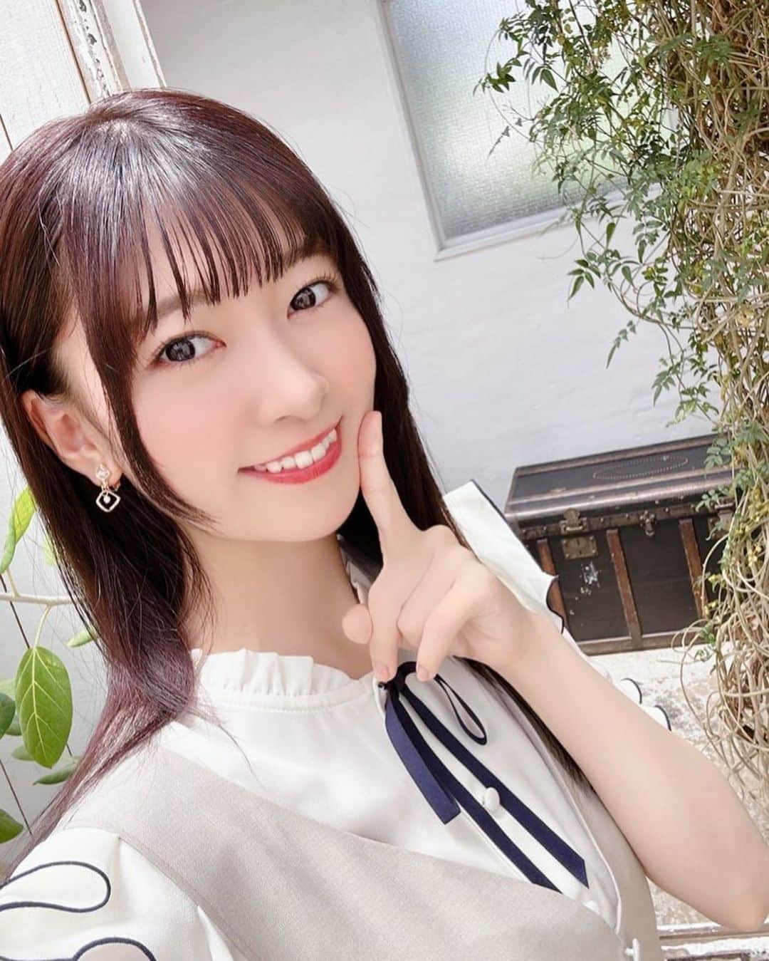 鈴原希実のインスタグラム：「本日11月1日🔔  21歳になりました💐✨  いつも見守ってくれているそこのあなた！ あなたのおかげで毎日頑張れるんだっ🙌 ありがとう！  これからも初心と感謝の気持ちを忘れずに、日々成長していきたいです🐥🤍   #お誕生日  #happybirthday」