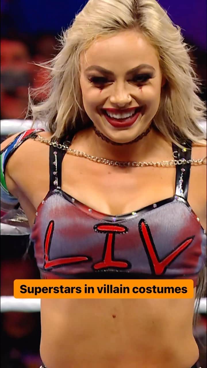 WWEのインスタグラム：「Who had the coolest horror costume or gear? 😱💀」