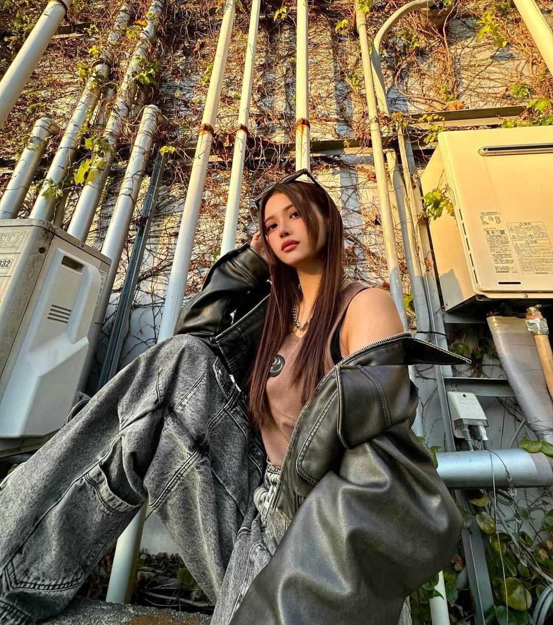 美月のインスタグラム：「ハロウィン当日コスプレしてないよって人いいね↑♥✌🏻 買い物で渋谷通ったけどコスプレの人達に負けないくらい警察いた😂🤣」