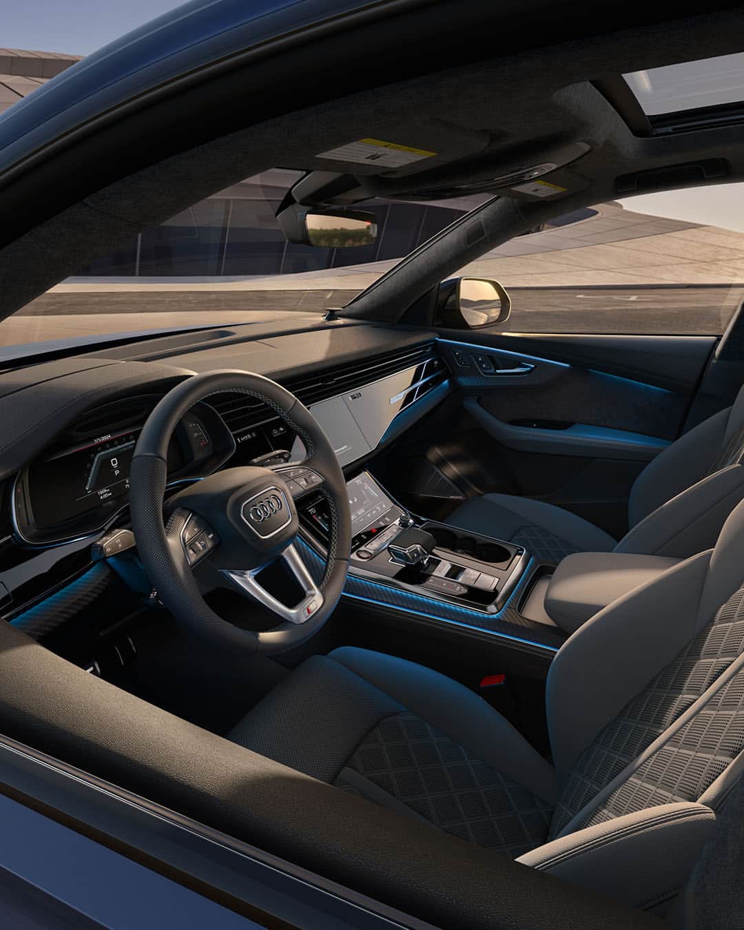 Audiさんのインスタグラム写真 - (AudiInstagram)「Everything stationed for innovation. Step inside the masterful 2024 Audi SQ8. Visit the link in our bio to learn more.」11月1日 0時30分 - audi