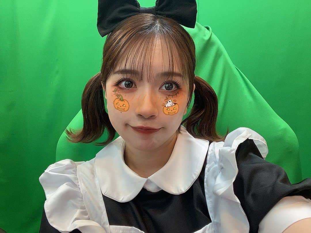 三田寺理紗さんのインスタグラム写真 - (三田寺理紗Instagram)「ハッピーハロウィン🎃 楽しく過ごしたんだ✌️  #みたでらげーむ  #halloween」11月1日 0時44分 - risatan31