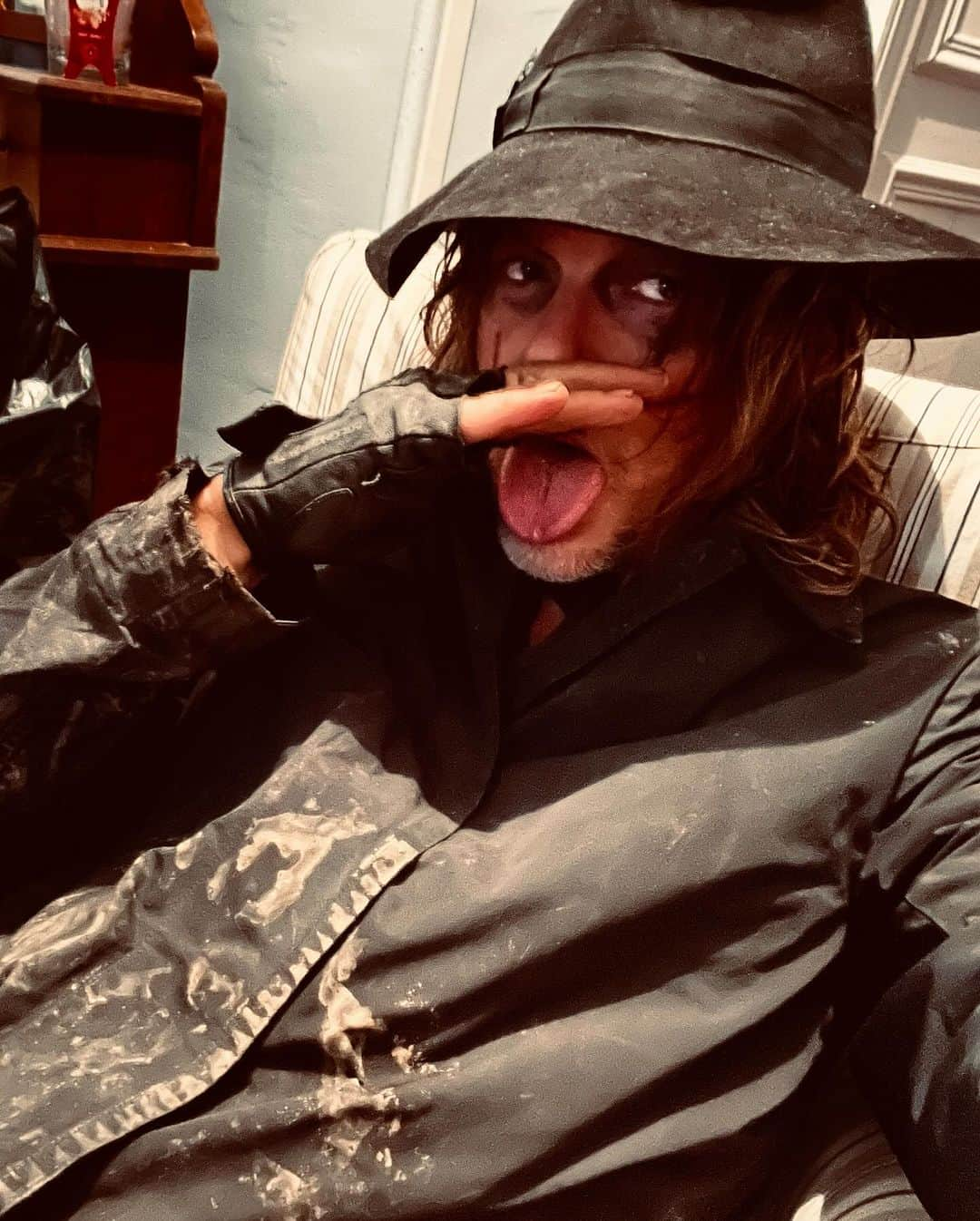 ノーマン・リーダスさんのインスタグラム写真 - (ノーマン・リーダスInstagram)「everydayishalloween ❤️」11月1日 1時33分 - bigbaldhead